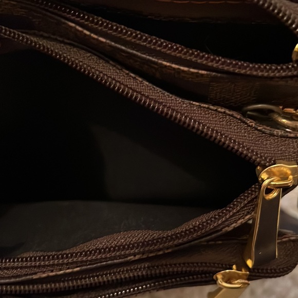 Cross bag - Picture 9 of 9